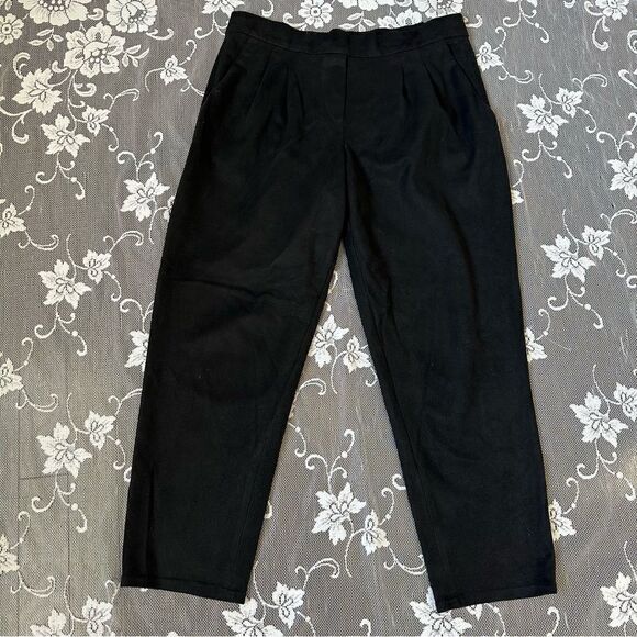Aritzia Babaton Cohen Faux Suede Pull Up Cropped Trouser Pants in Black Size 6 - Picture 4 of 14